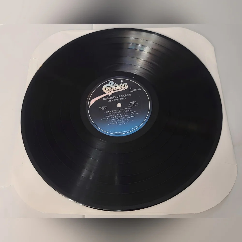 EUC Michael Jackson Off The Wall Vinyl Record - Black - Picture 3 of 7